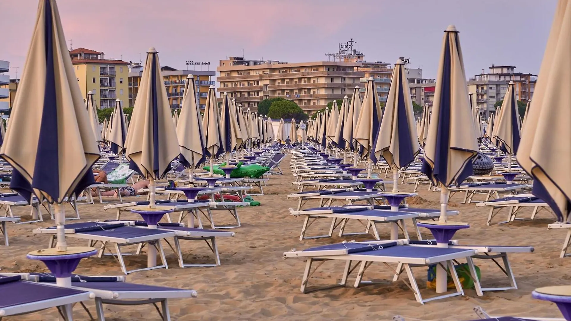 Colorful Suite Overlooking The Sea Bibione 0*,