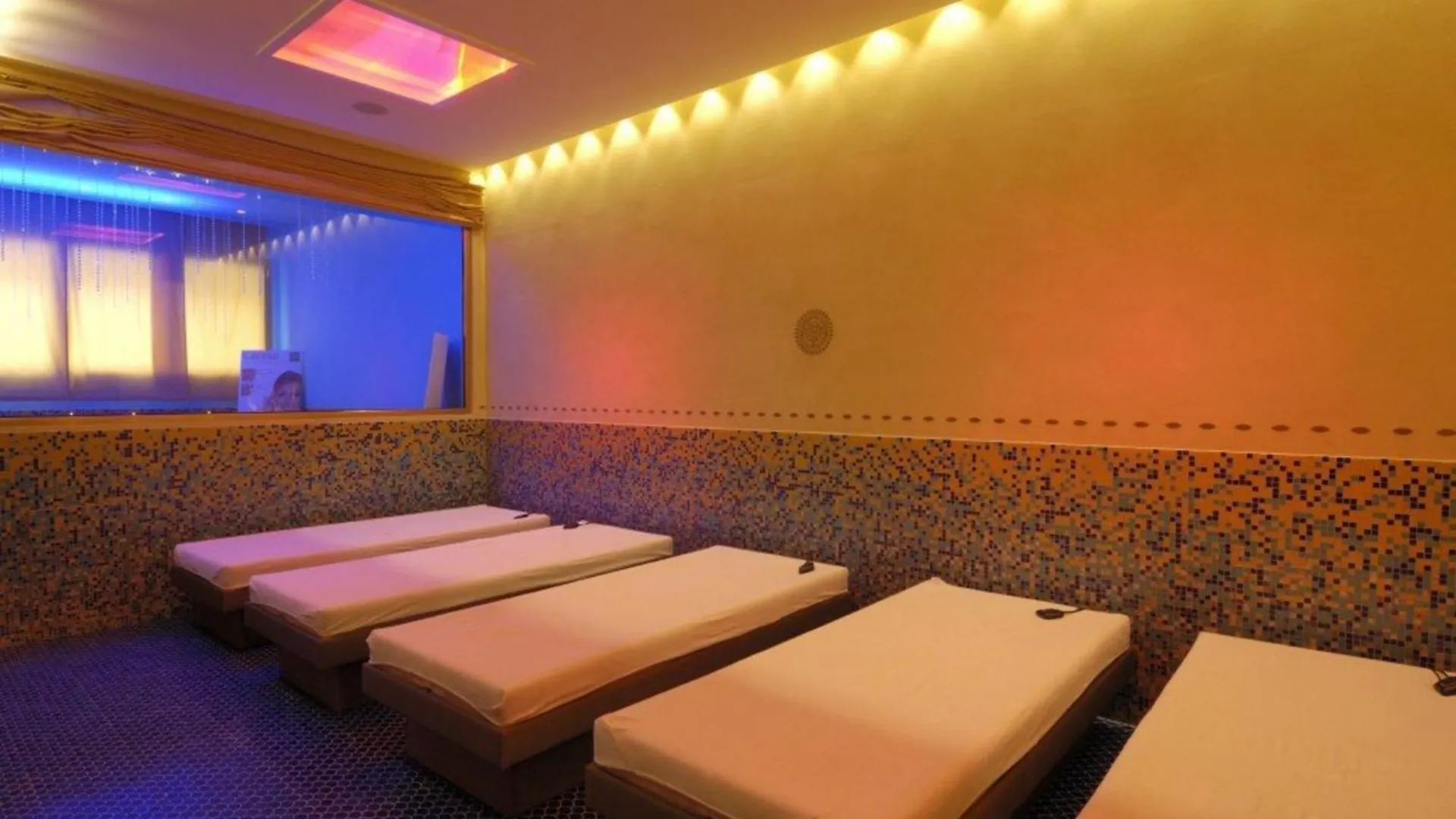 Apartment Colorful Suite Overlooking The Sea Bibione