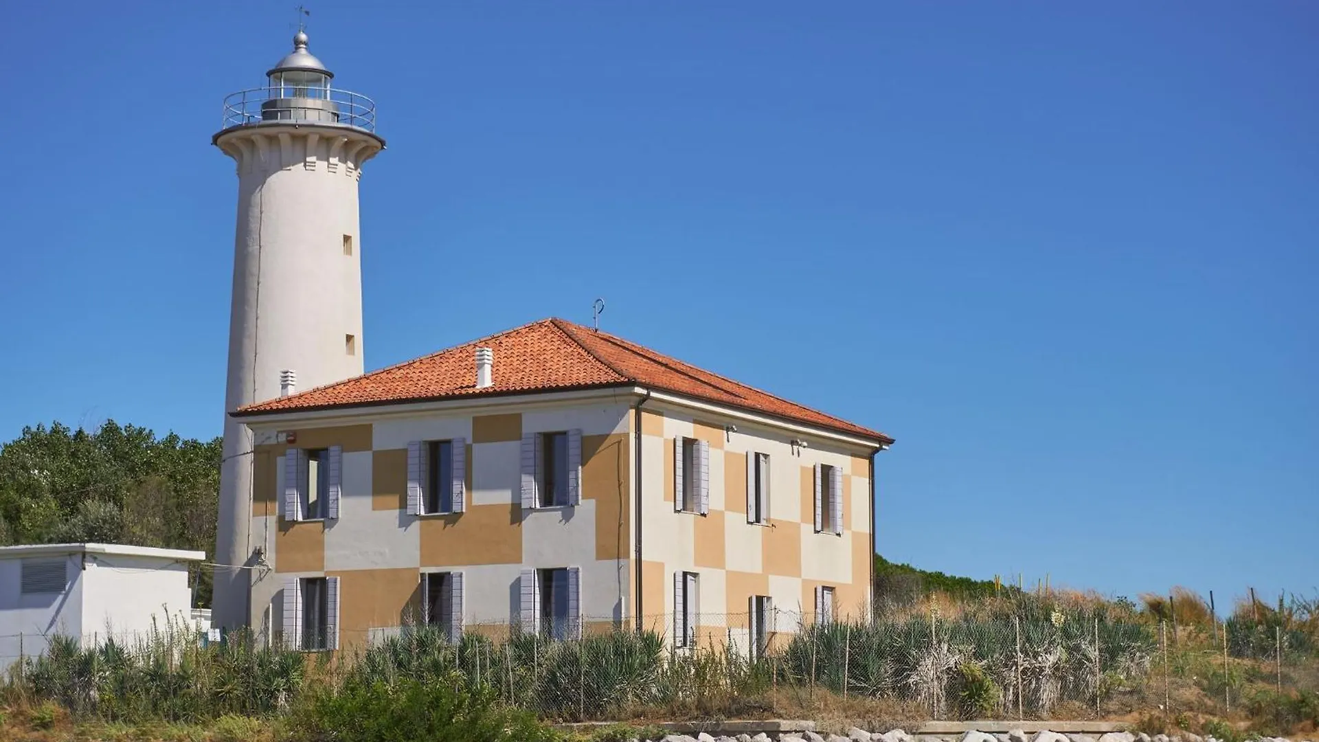 Apartment Colorful Suite Overlooking The Sea Bibione Italy